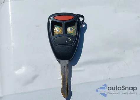 2007 Jeep Grand Cherokee Laredo z USA, uszkodzony, nr VIN 1J8HS48N27C607989